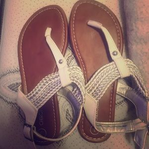 Cherokee Aztec sandals juniors size 3 never worn
